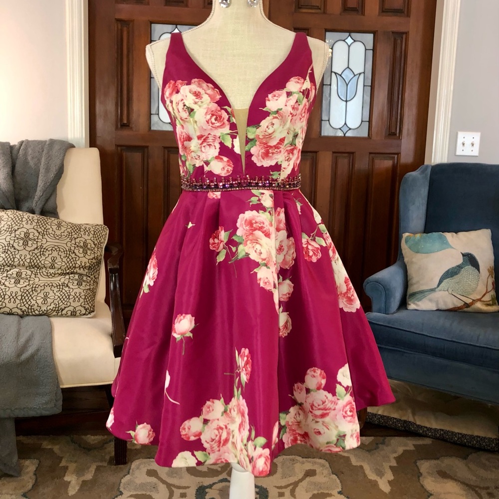 Sz 4 Sherri Hill Pageant Cocktail Floral Cocktail